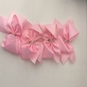 Light pink bows